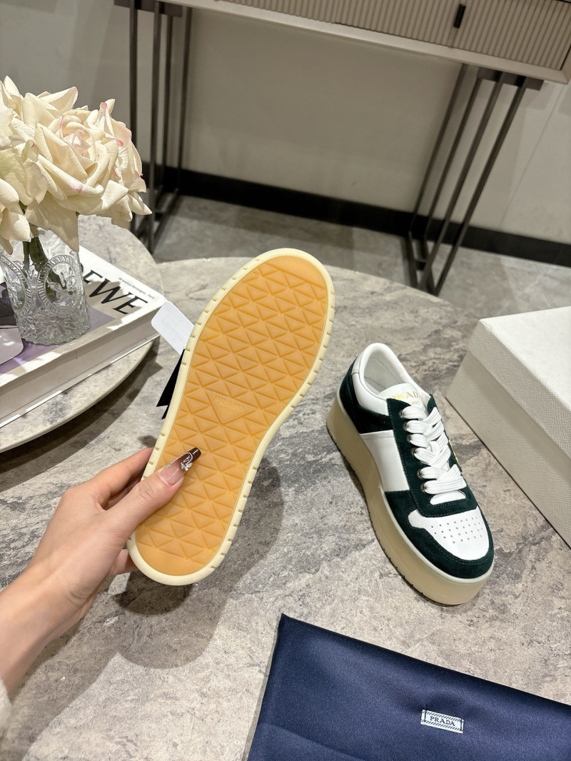 Pra*a sneakers